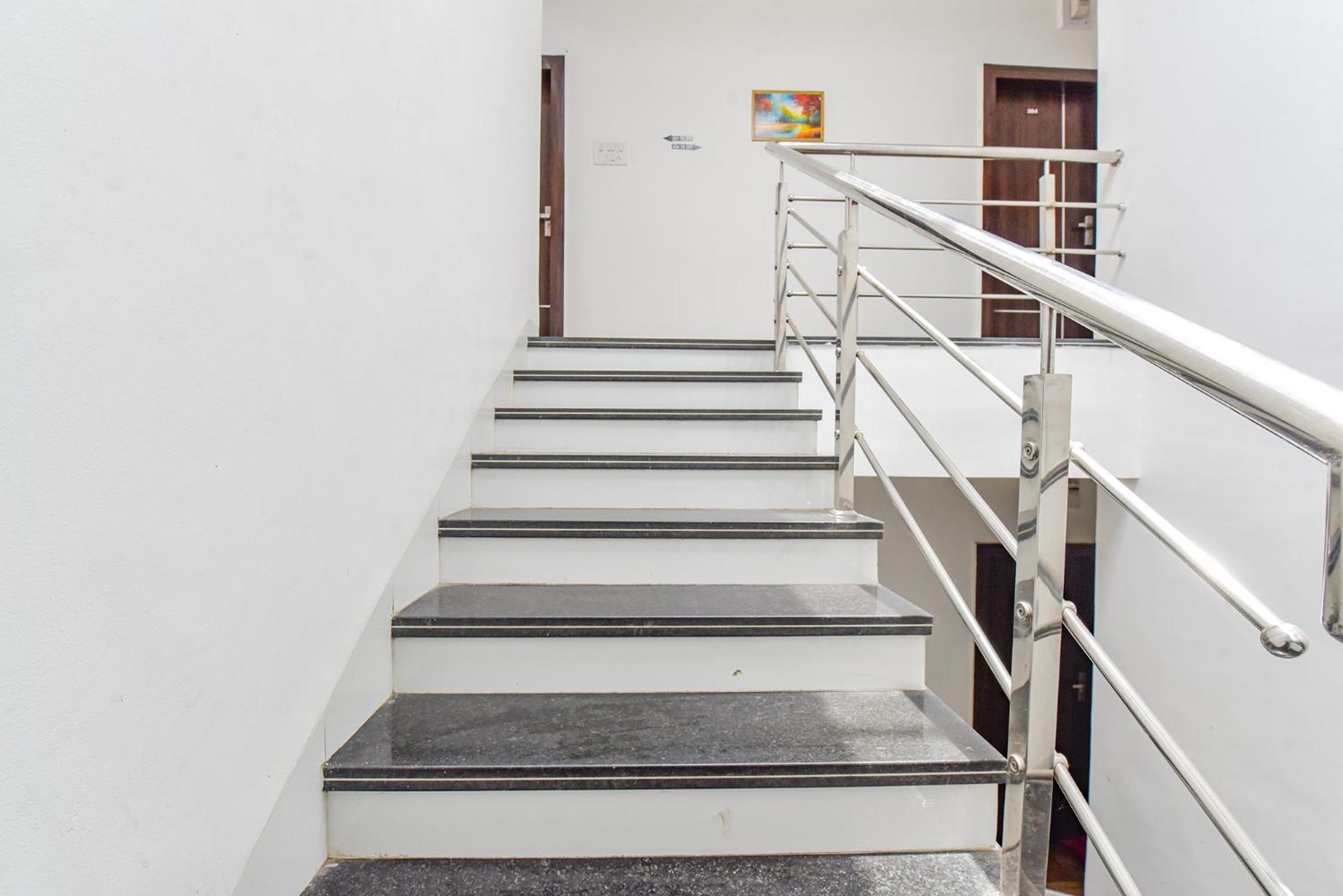 Fabexpress A2 And Restro Hotel Indore Exterior foto