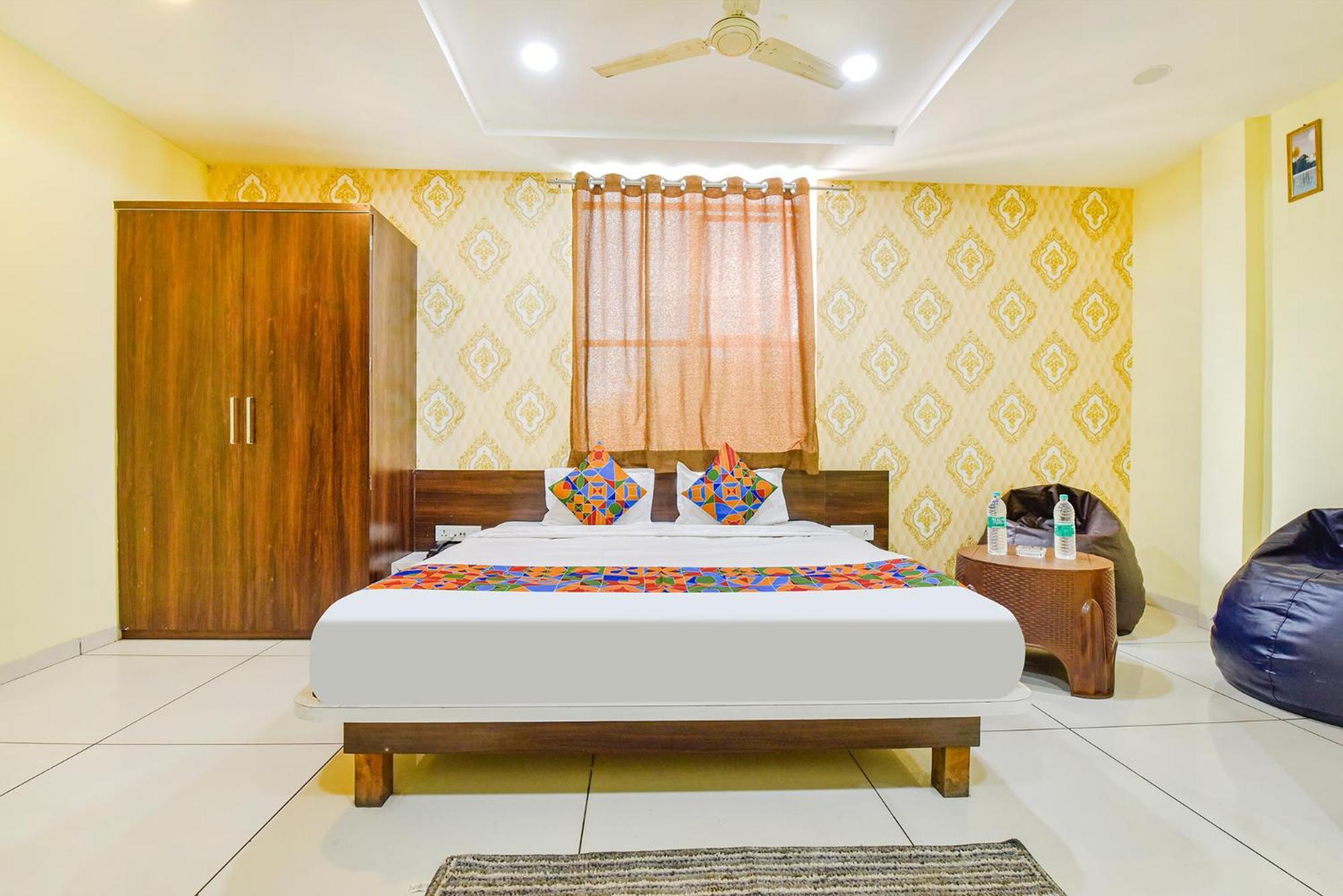 Fabexpress A2 And Restro Hotel Indore Exterior foto
